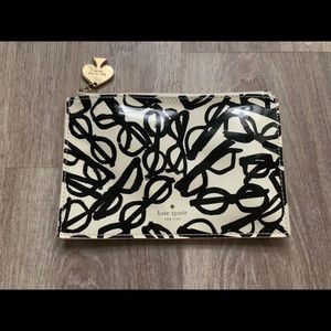 ♠️ kate spade pencil pouch